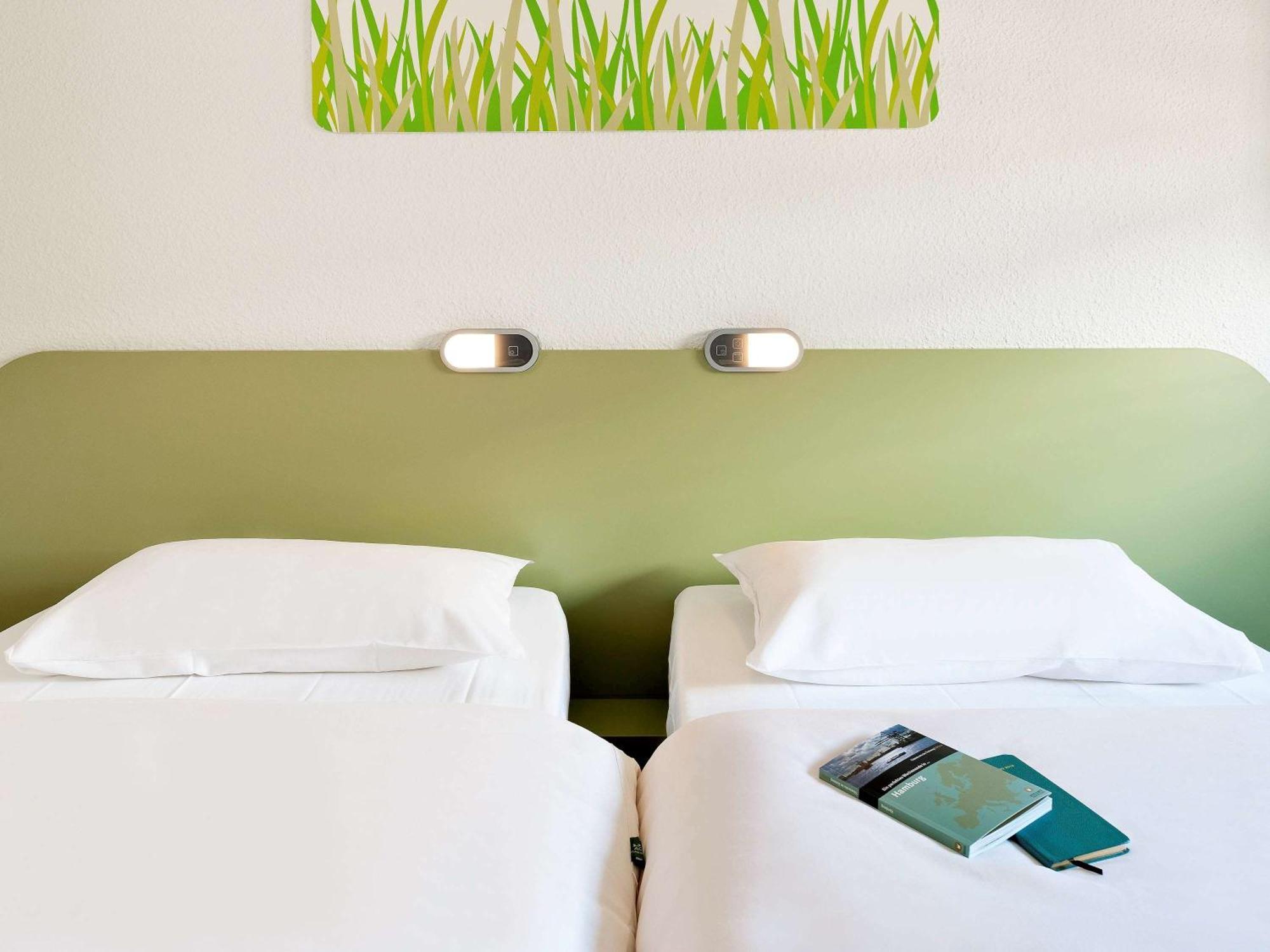 ibis budget Valenciennes Petite-Forêt Petite Forêt Exterior foto