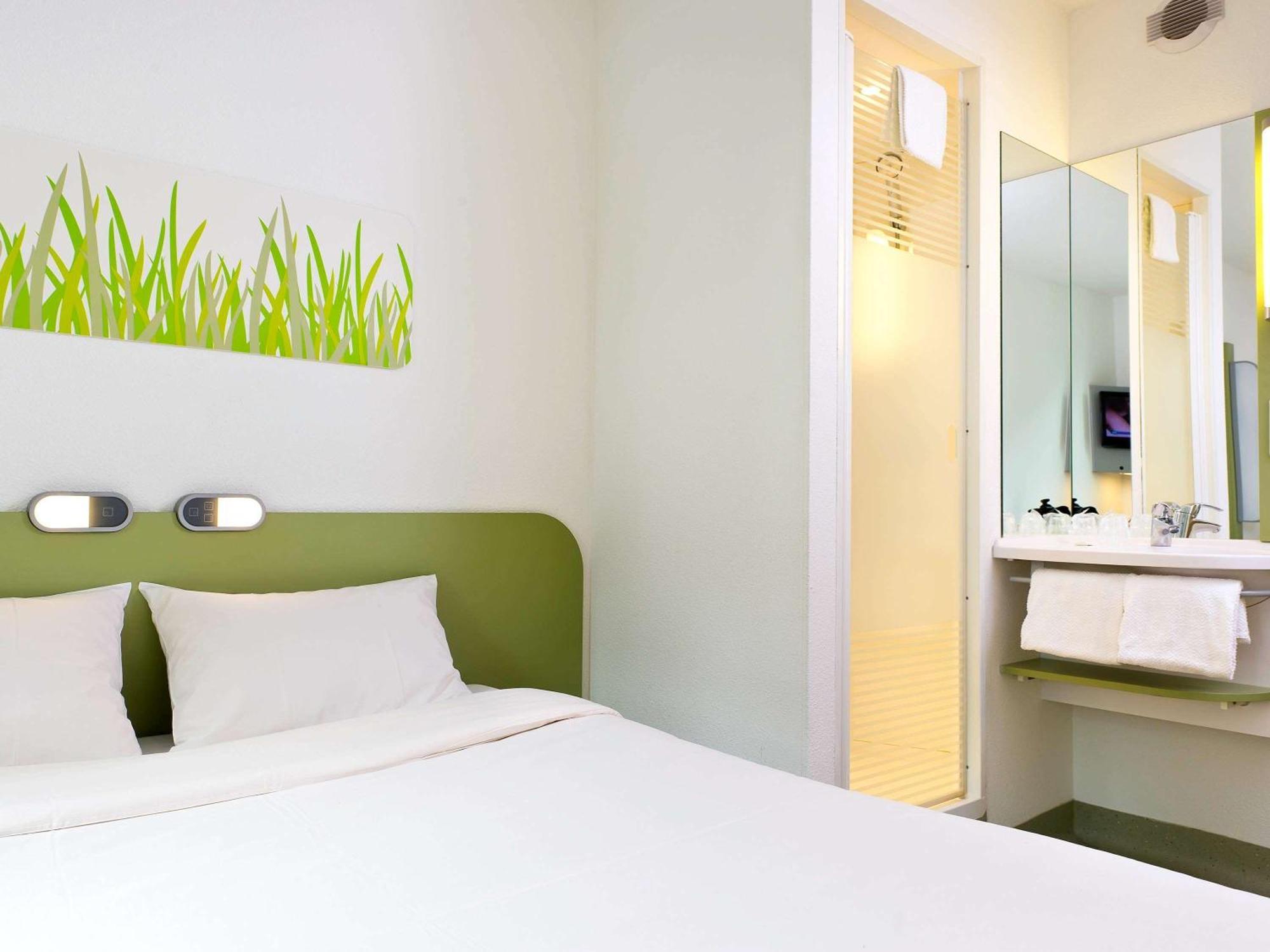 ibis budget Valenciennes Petite-Forêt Petite Forêt Exterior foto