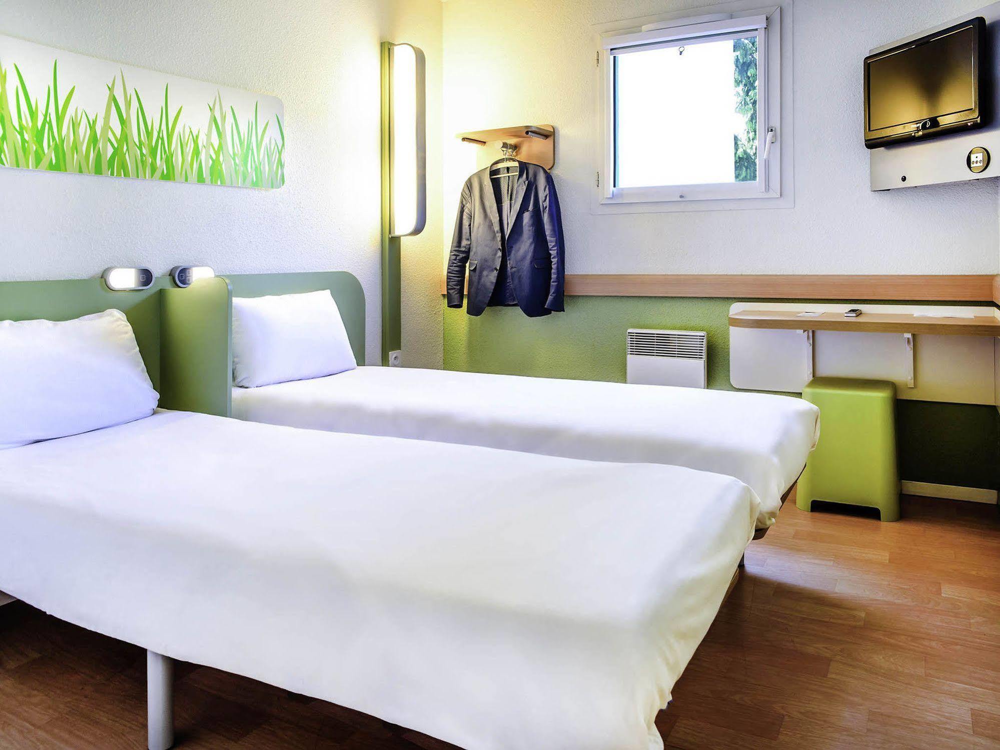 ibis budget Valenciennes Petite-Forêt Petite Forêt Exterior foto